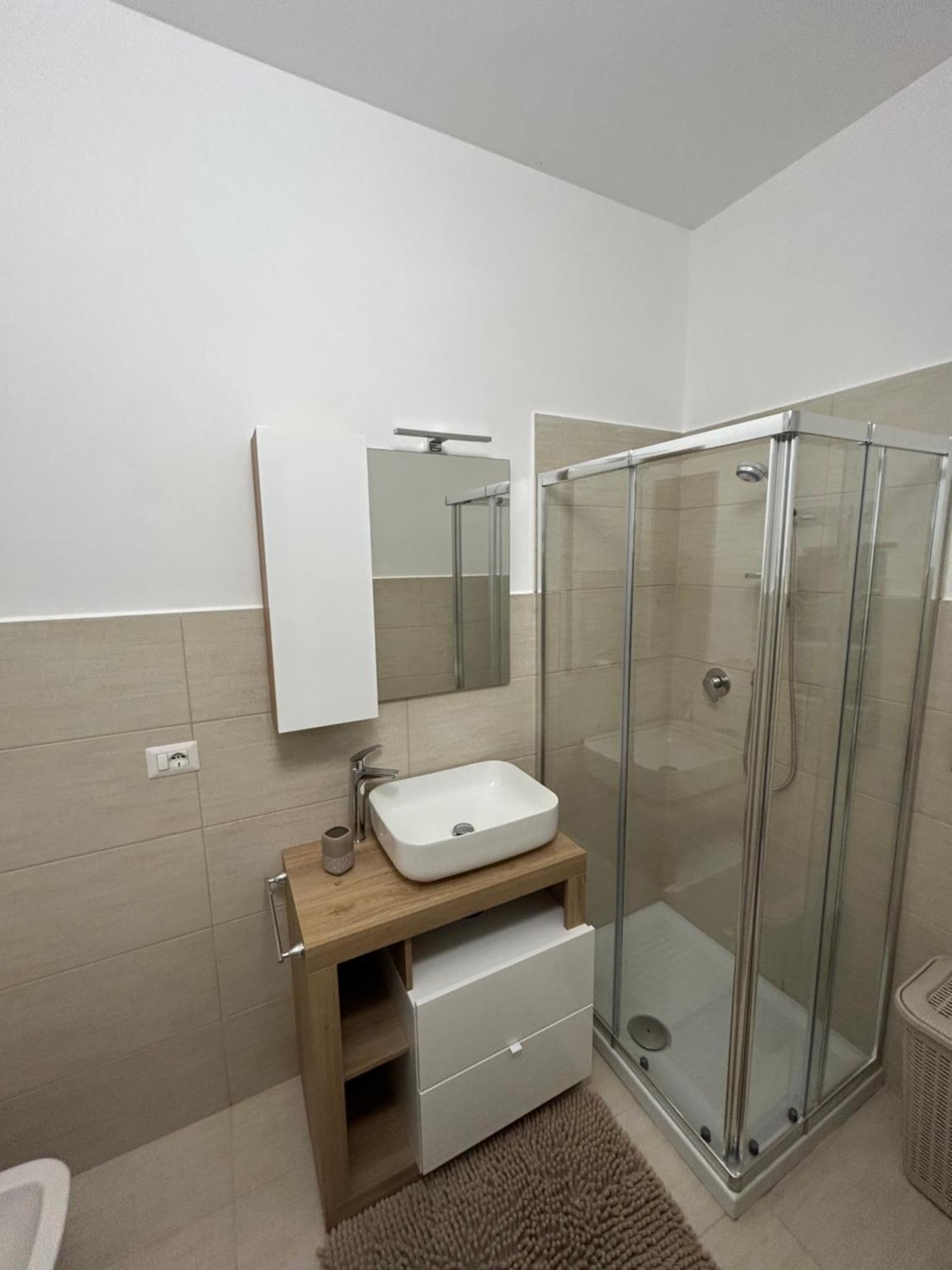 Fly & Stay Apartments Fiumicino Exteriör bild